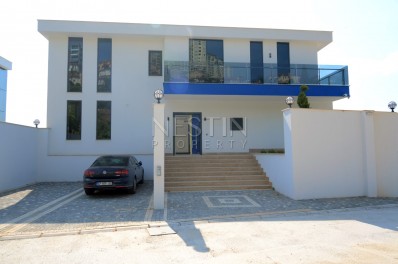 Роскошная вилла с собственным бассейном в районе Каргыджак фото 6