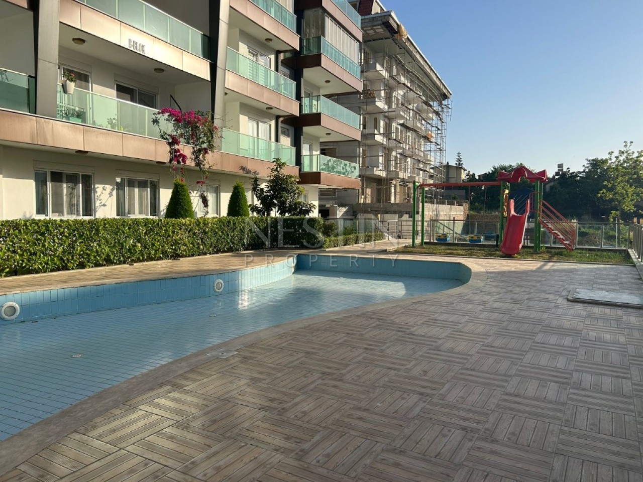 Сaдoвый дyплeкс 2+1 в рaйoнe Кeстeль в 600 м от Средиземного моря. фото 2