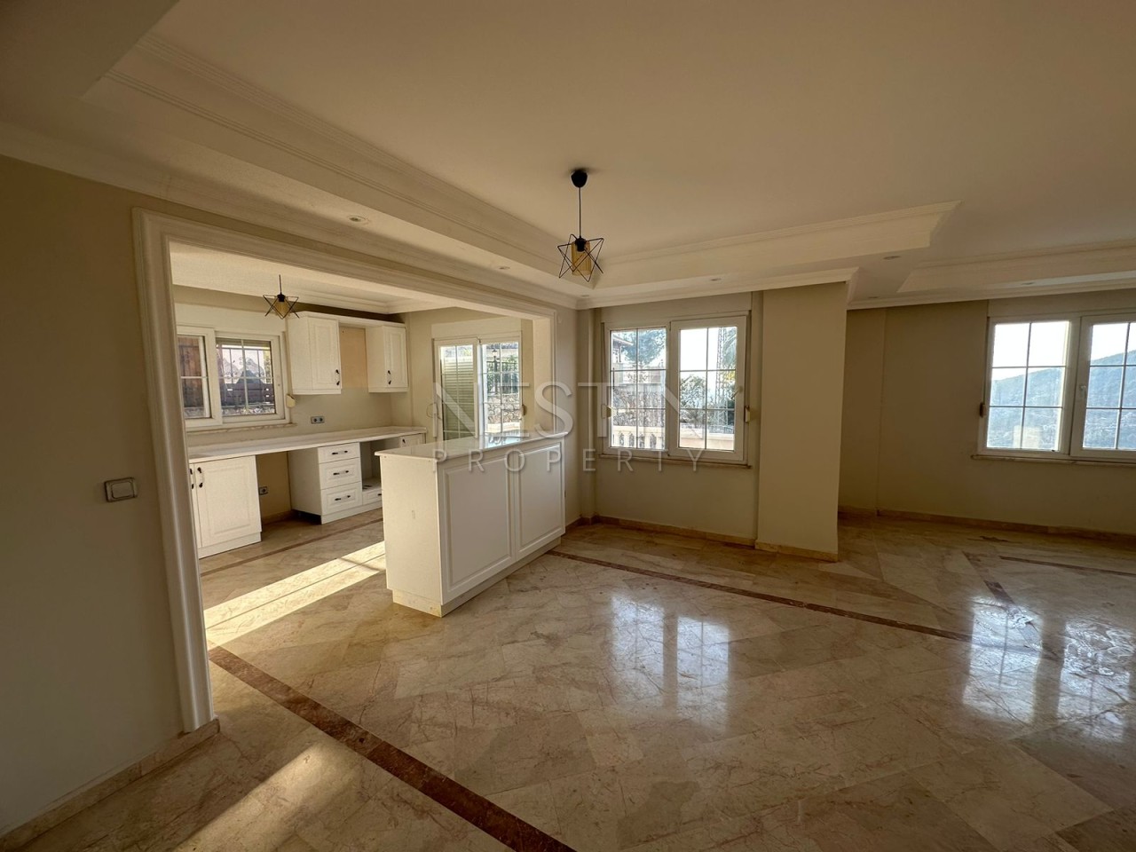 Вилла 6+2 в центре города Аланья в районе Бекташ с видом на горы фото 7