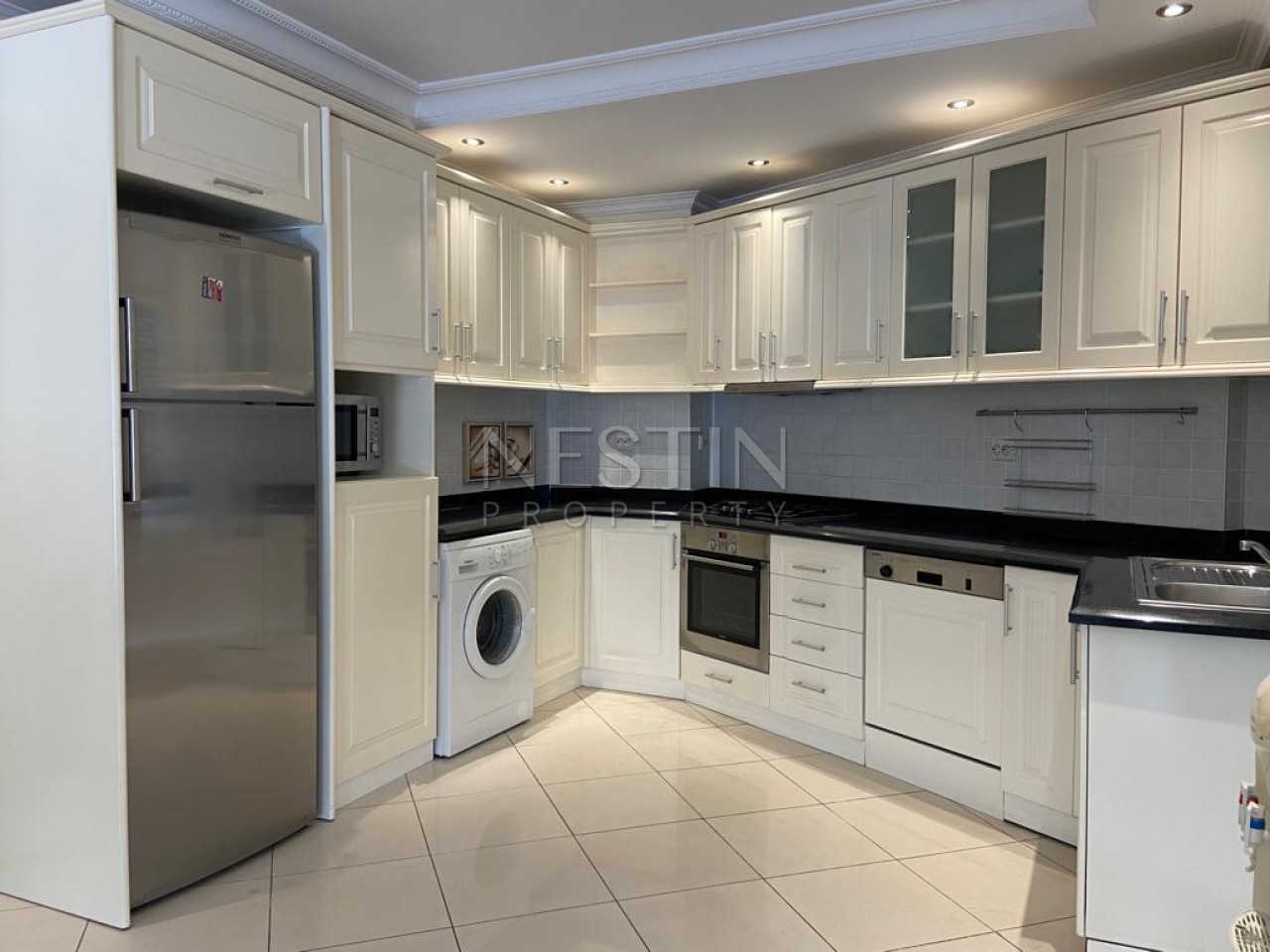 Квартира 3+1 в центре города Аланья в 650 м от Средиземного моря фото 4