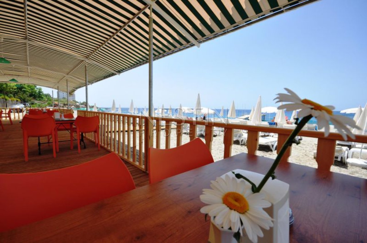 Kвартирa 1+1 в районе Каргыджак на первой береговой линии. фото 34