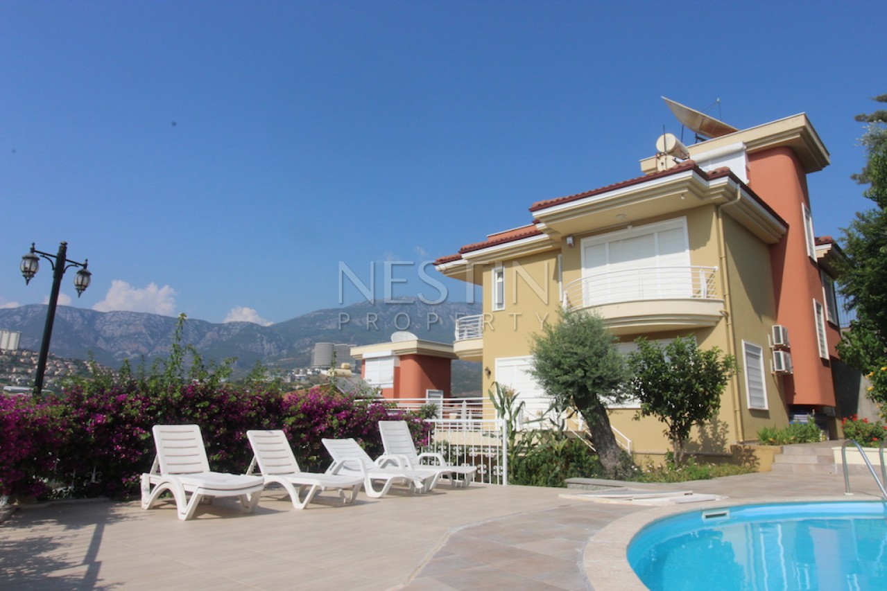 Вилла 4+1 с мебелью в закрытом комплексе с бассейном фото 2