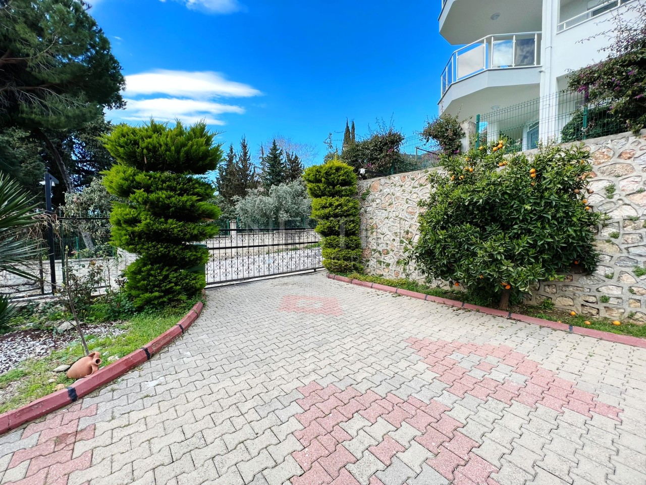 Вилла 3+1 в центре города Аланья в районе Тепе с видом на море фото 27