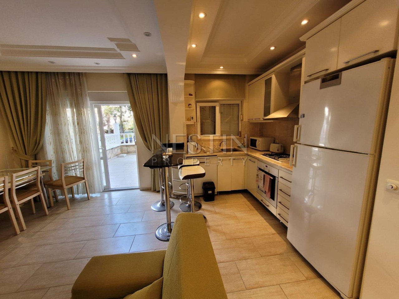 Квартира 2+1 в центре города Аланья в 1000 м от Средиземного моря фото 3