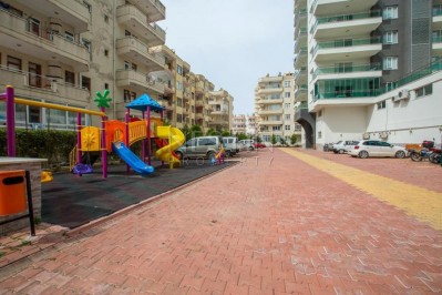 Квартира 2+1 с отдельной кухней в жилом комплексе в центре Махмутлара фото 3
