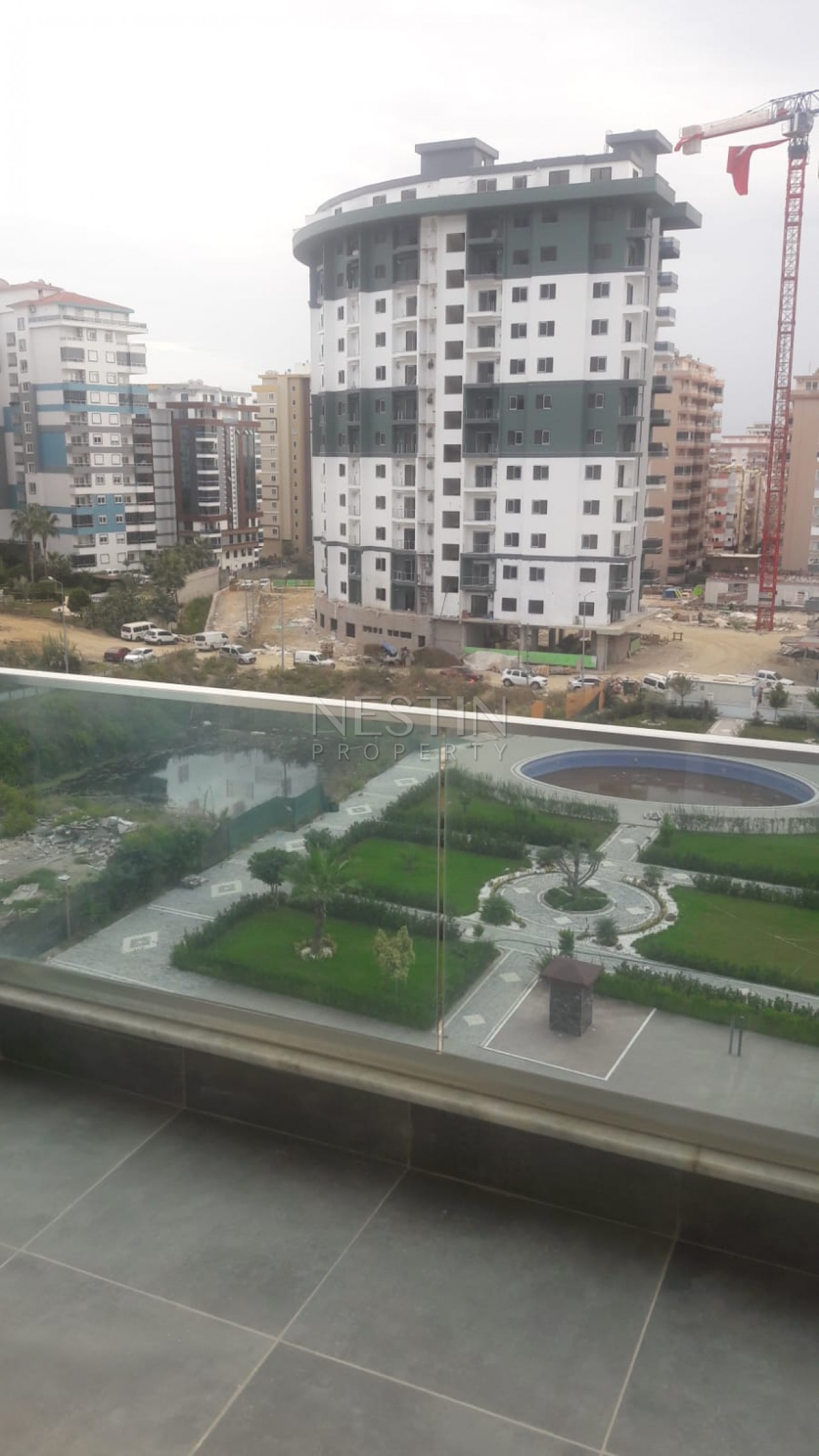 Недорогая квартира 1+1 в новом комплексе в Махмутларе фото 9