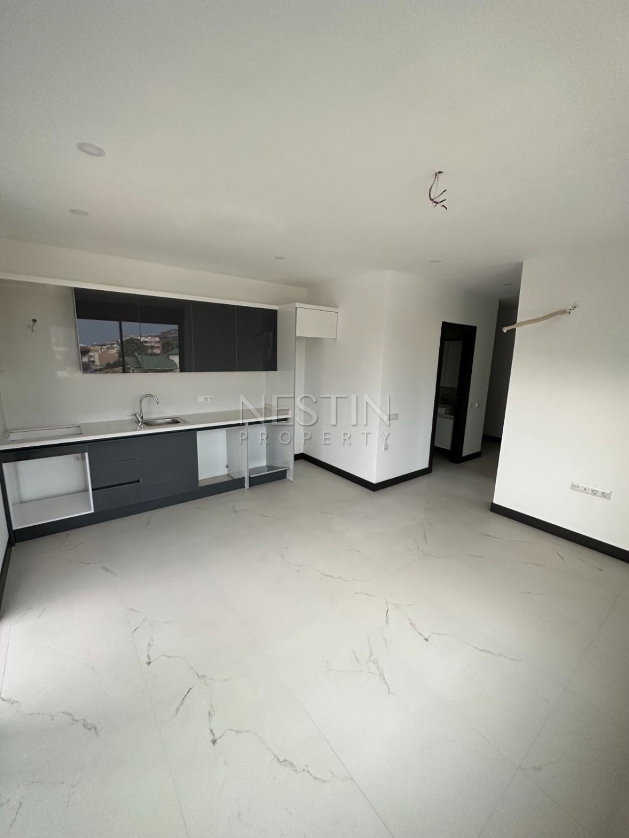 Квартира 1+1 в новом ЖК в районе Кестель в 500 метрах от Средиземного моря. фото 22