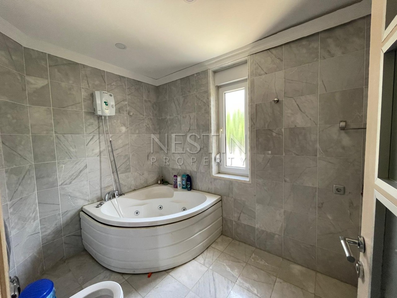 Вилла 3+1 в центре города Аланья в районе Тепе с видом на море и горы фото 29