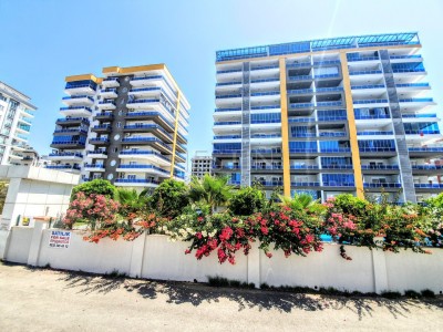 Большая квартира 2+1 с видом на горы в комплексе Люкс фото 2