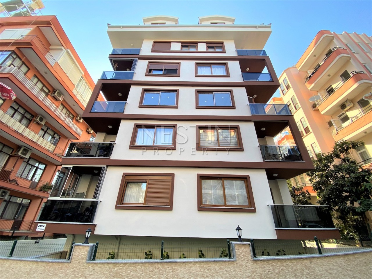 Квартира 2+1 в центре города Аланья в 150 м от Средиземного моря. фото 2