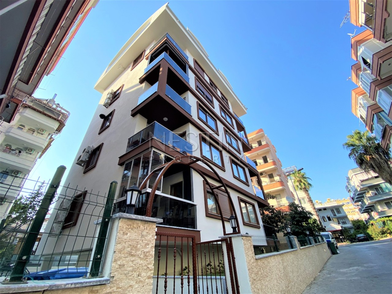 Квартира 2+1 в центре города Аланья в 150 м от Средиземного моря. фото 3