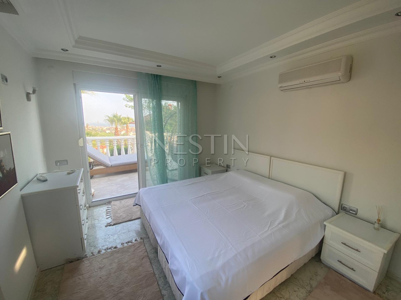 Вилла 2+1 в центре города Аланья с видом на море и горы фото 9