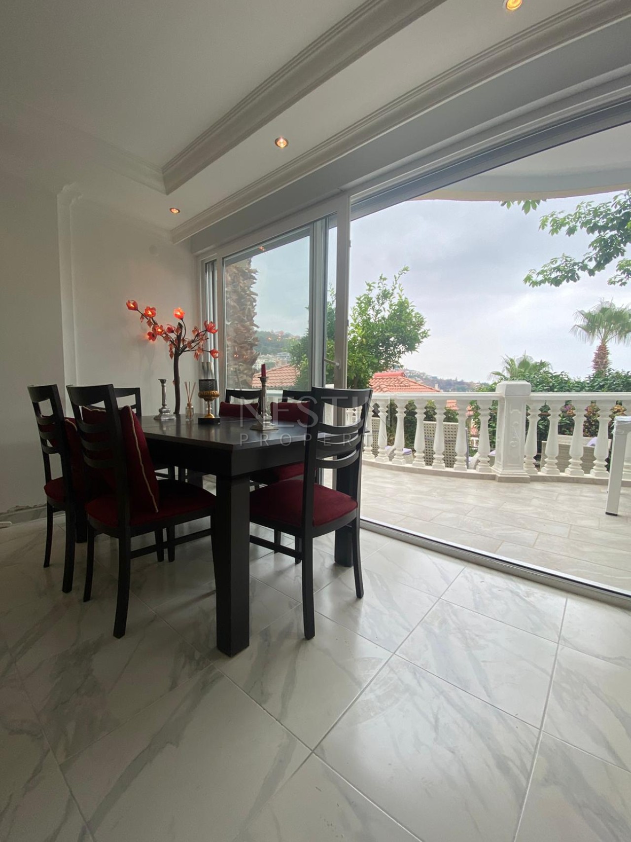 Вилла 2+1 в центре города Аланья с видом на море и горы фото 17