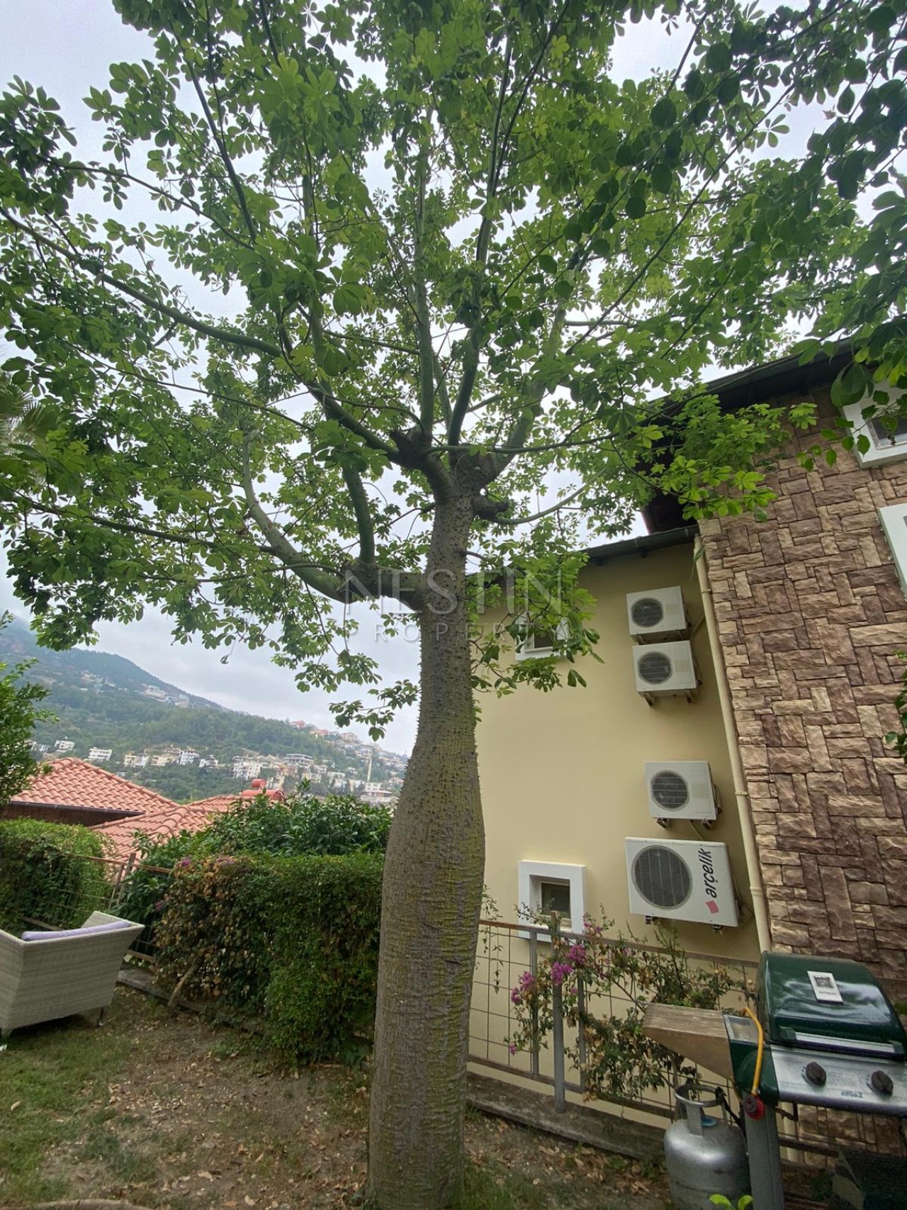 Вилла 2+1 в центре города Аланья с видом на море и горы фото 21