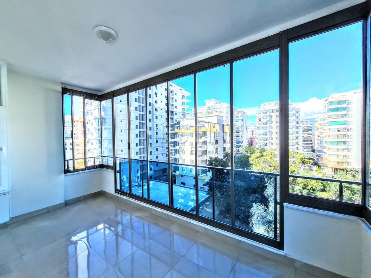 Элитная большая квартира 1+1 в комплексе Люкс в Махмутларе фото 24