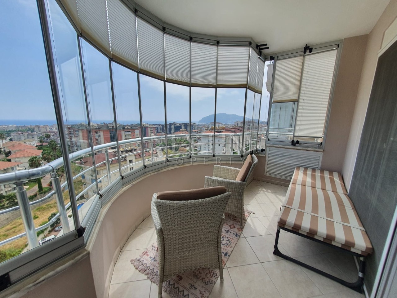 Квартира 1+1 в районе Джикджилли с видом на море и горы фото 13