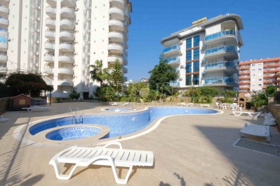 Большая квартира 2+1 в центре Тосмура с видом на море и горы фото 1