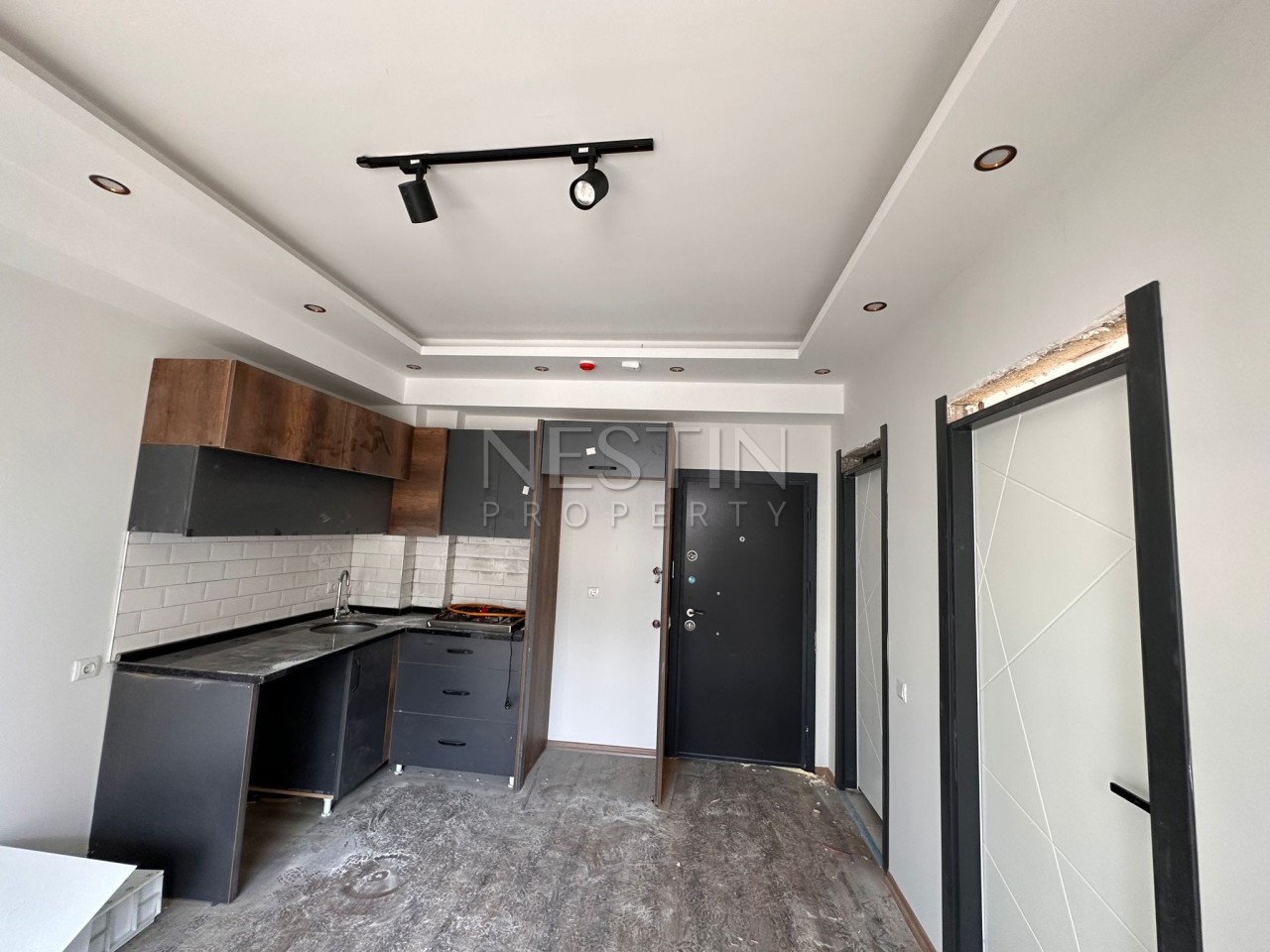 Квартира 1+1 в городе Мерсин район Томюк в 250 м от Средиземного моря фото 4