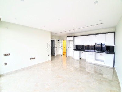 Квартира 1+1 с панорамным видом на море в новом комплексе в Махмутларе фото 15