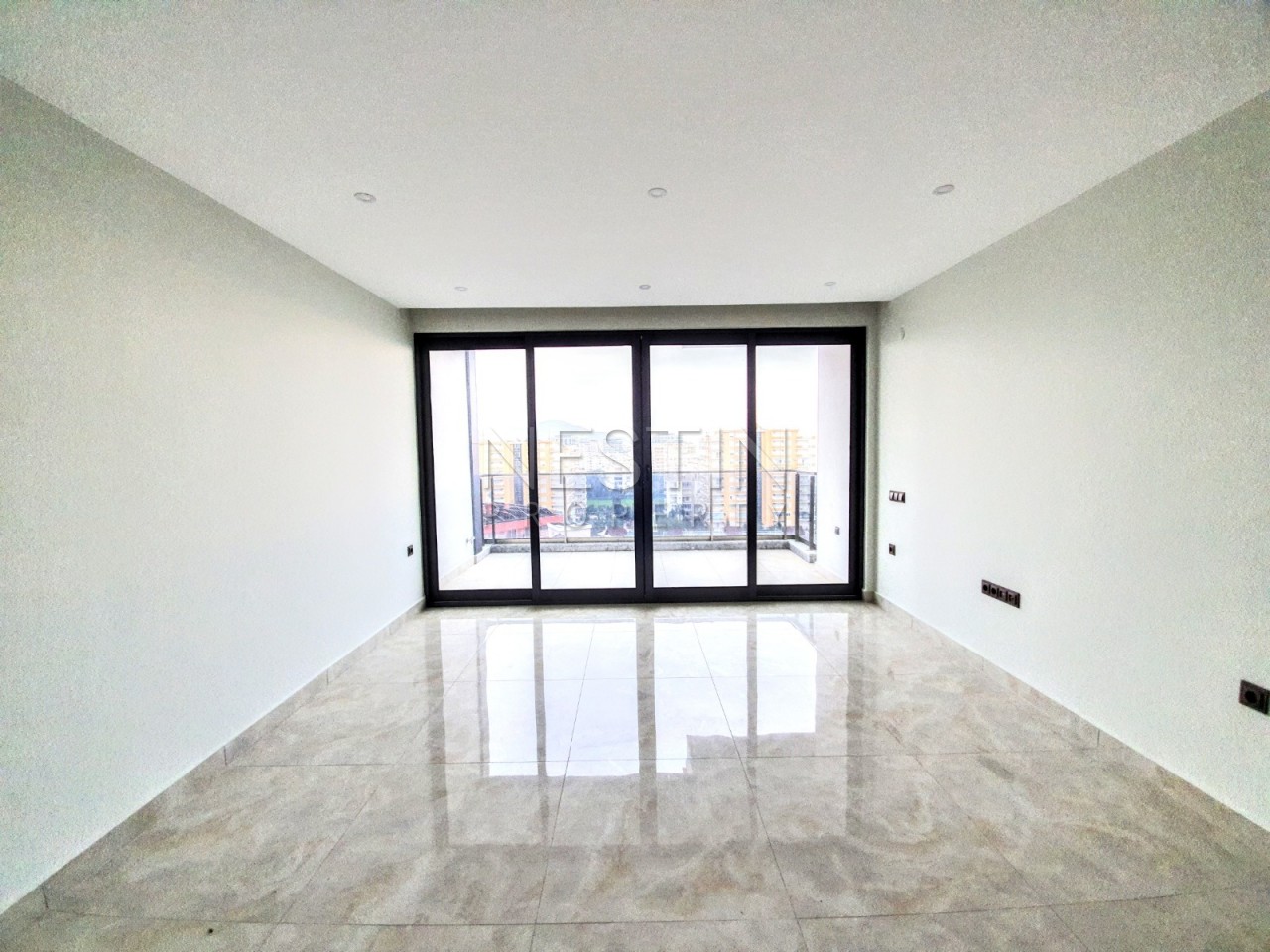 Квартира 1+1 с панорамным видом на море в новом комплексе в Махмутларе фото 17