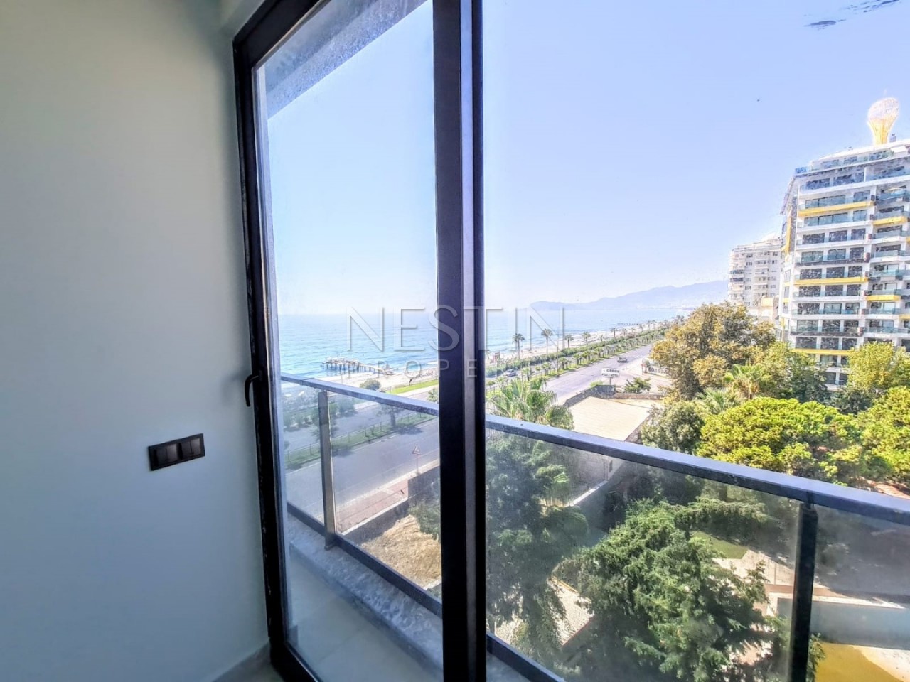 Апартаменты 2+1 на берегу Средиземного моря в новом комплексе класса люкс фото 23