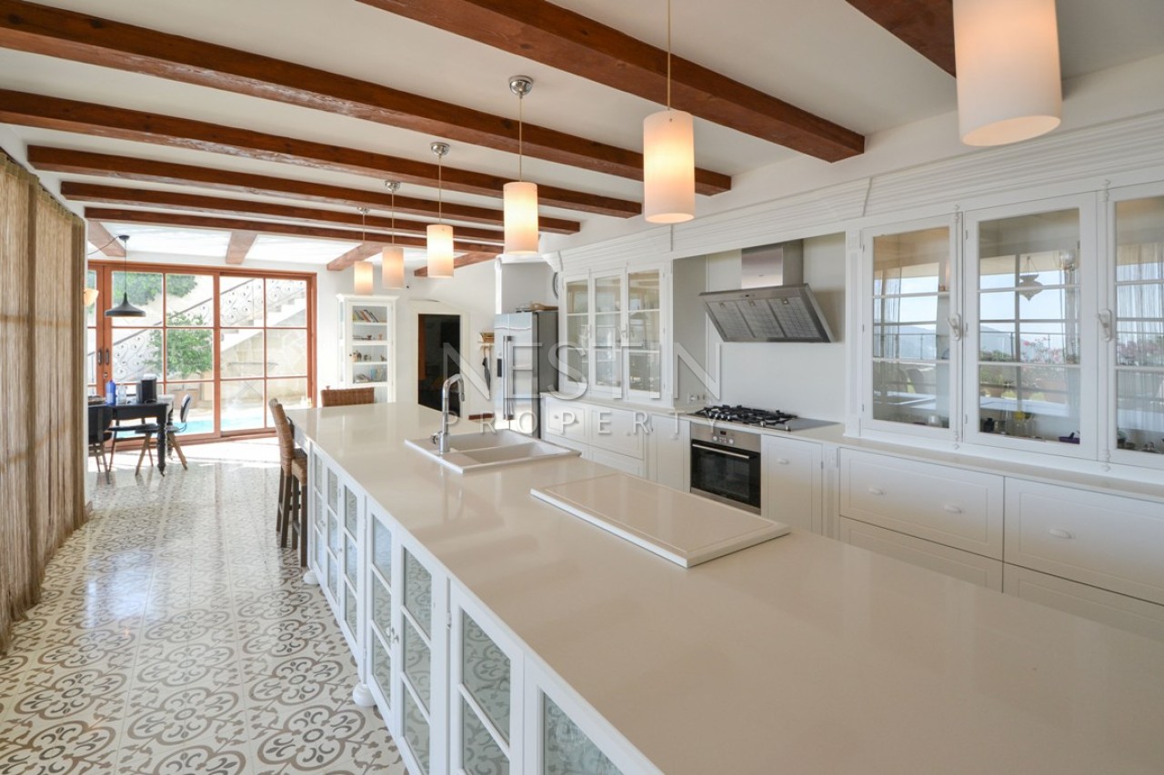 Вилла 5+2 в центре города Аланья в районе Бекташ с видом на море и горы фото 6