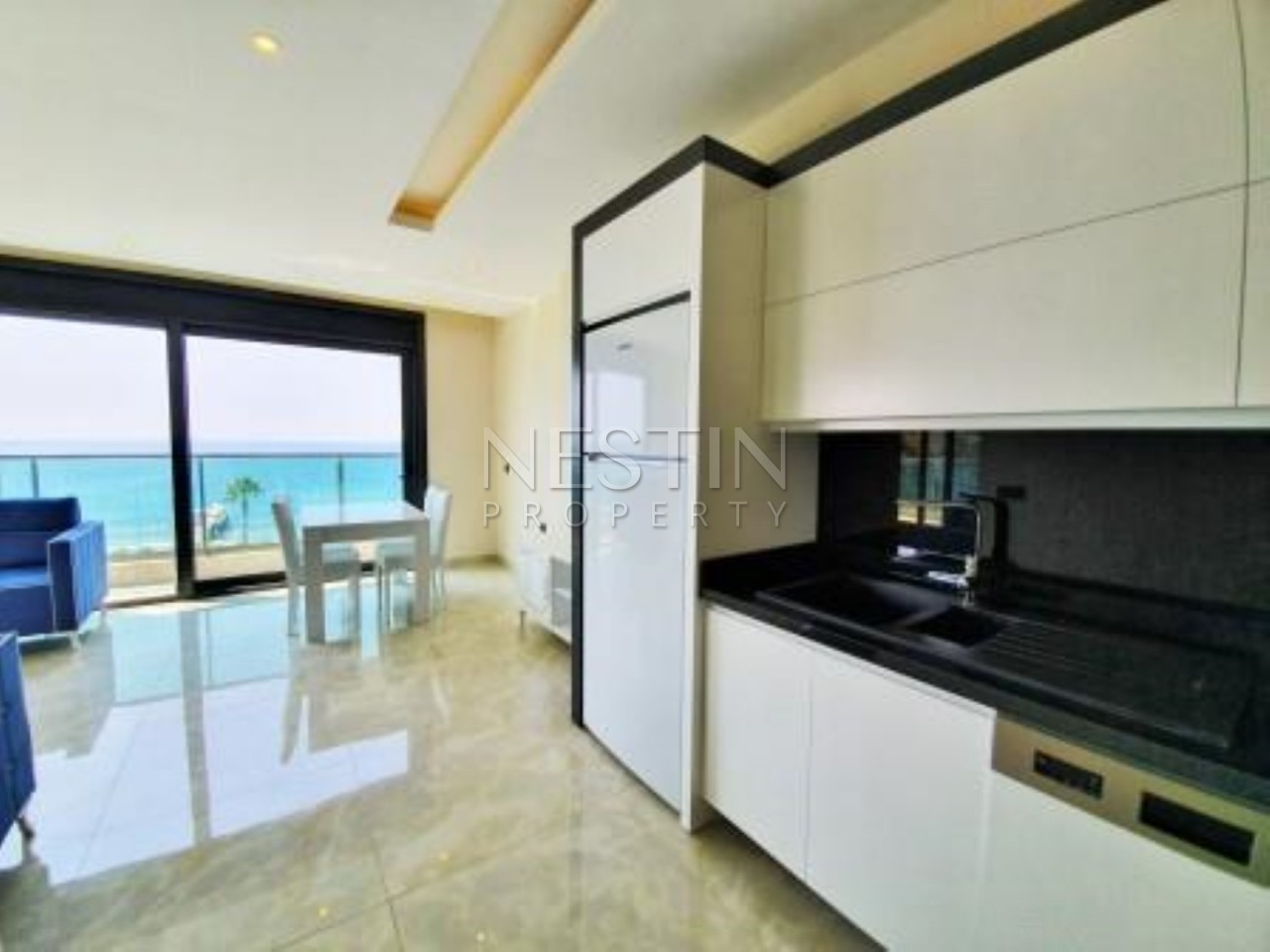 Квартира 2+1 с прямым видом на море в роскошном комплексе в Махмутларе фото 15