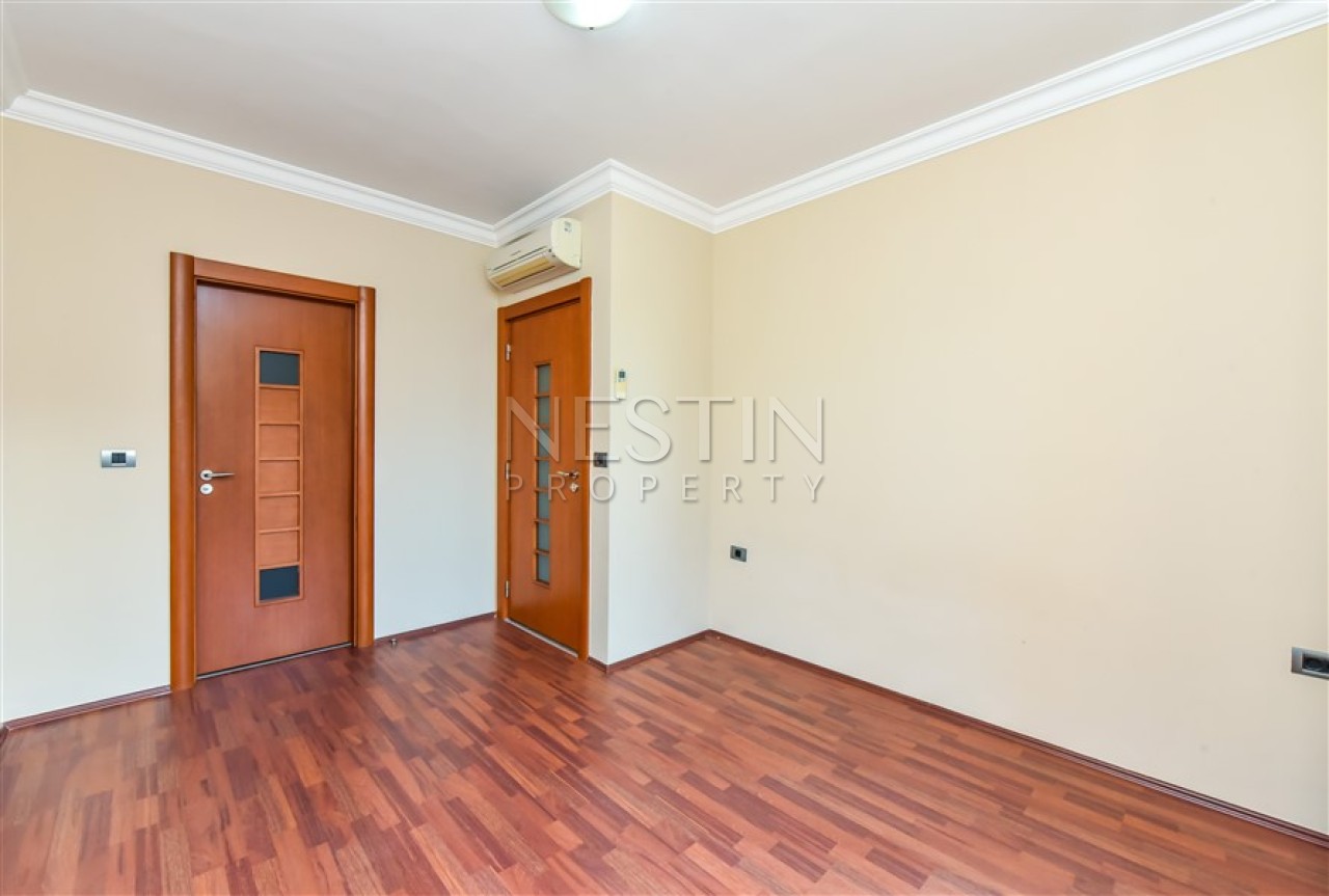 Квартира 2+1 в центре города Аланья в 50 м от Средиземного моря. фото 11