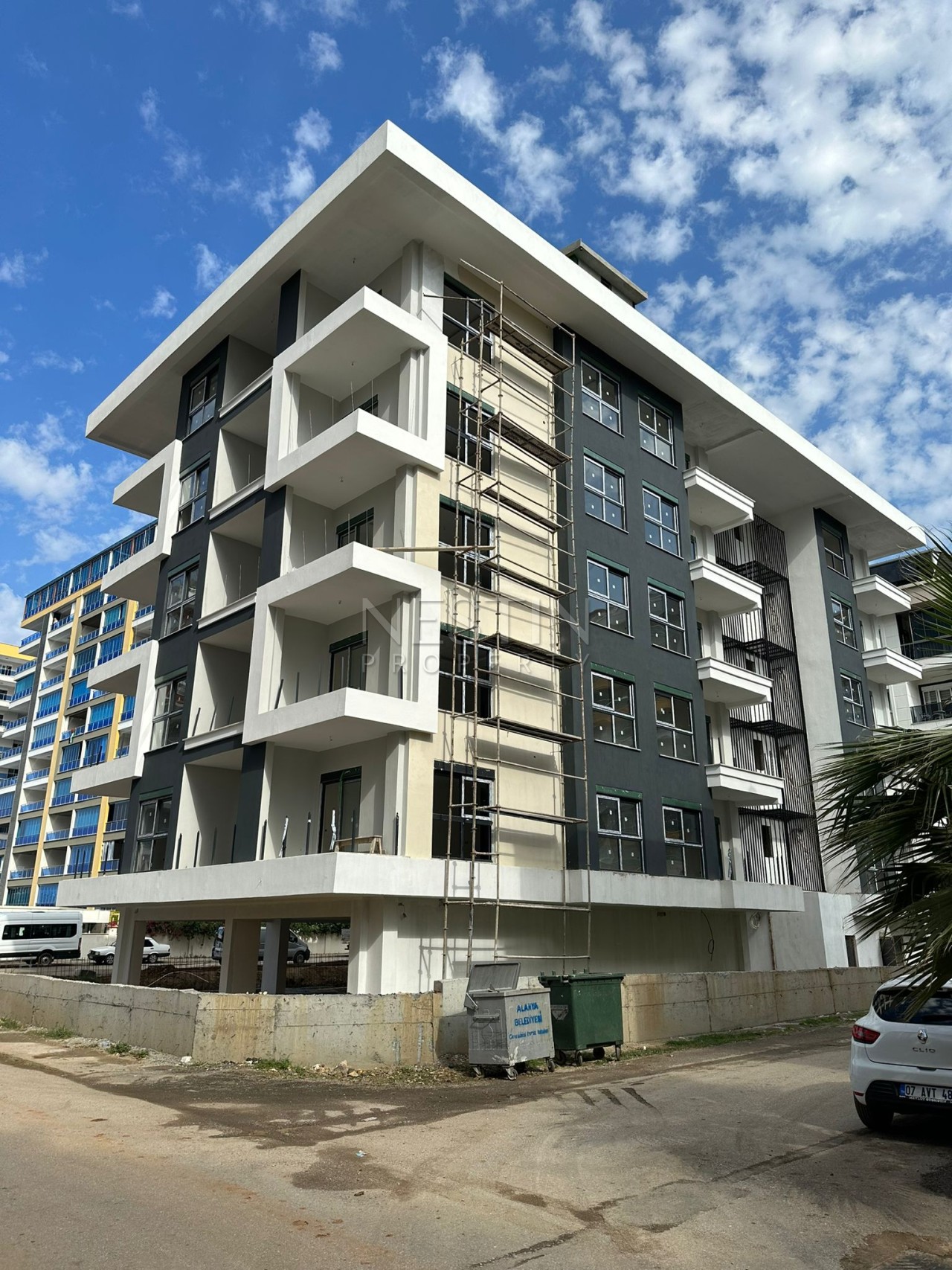 Квартира 1+1 в районе Махмутлар в новом жилом доме в 500 м от моря фото 2