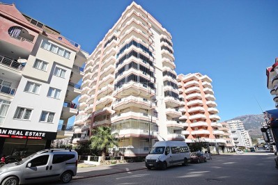 Меблированные апартаменты 2+1 в центре Махмутлара с видом на море в ухоженном комплексе фото 3