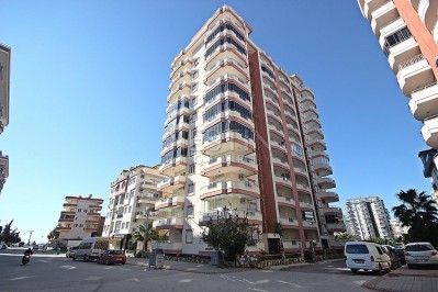 Меблированные апартаменты 2+1 в центре Махмутлара с видом на море в ухоженном комплексе фото 4