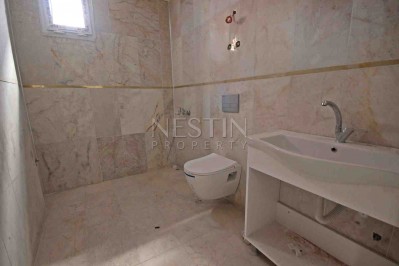 Абсолютно новая квартира 1+1 с панорамными окнами в центре Махмутлара фото 13