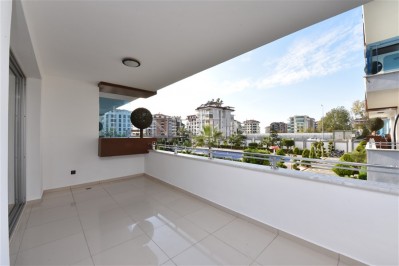 Двухуровневая квартира 2+1 с выходом в сад в Кестеле с мебелью фото 7