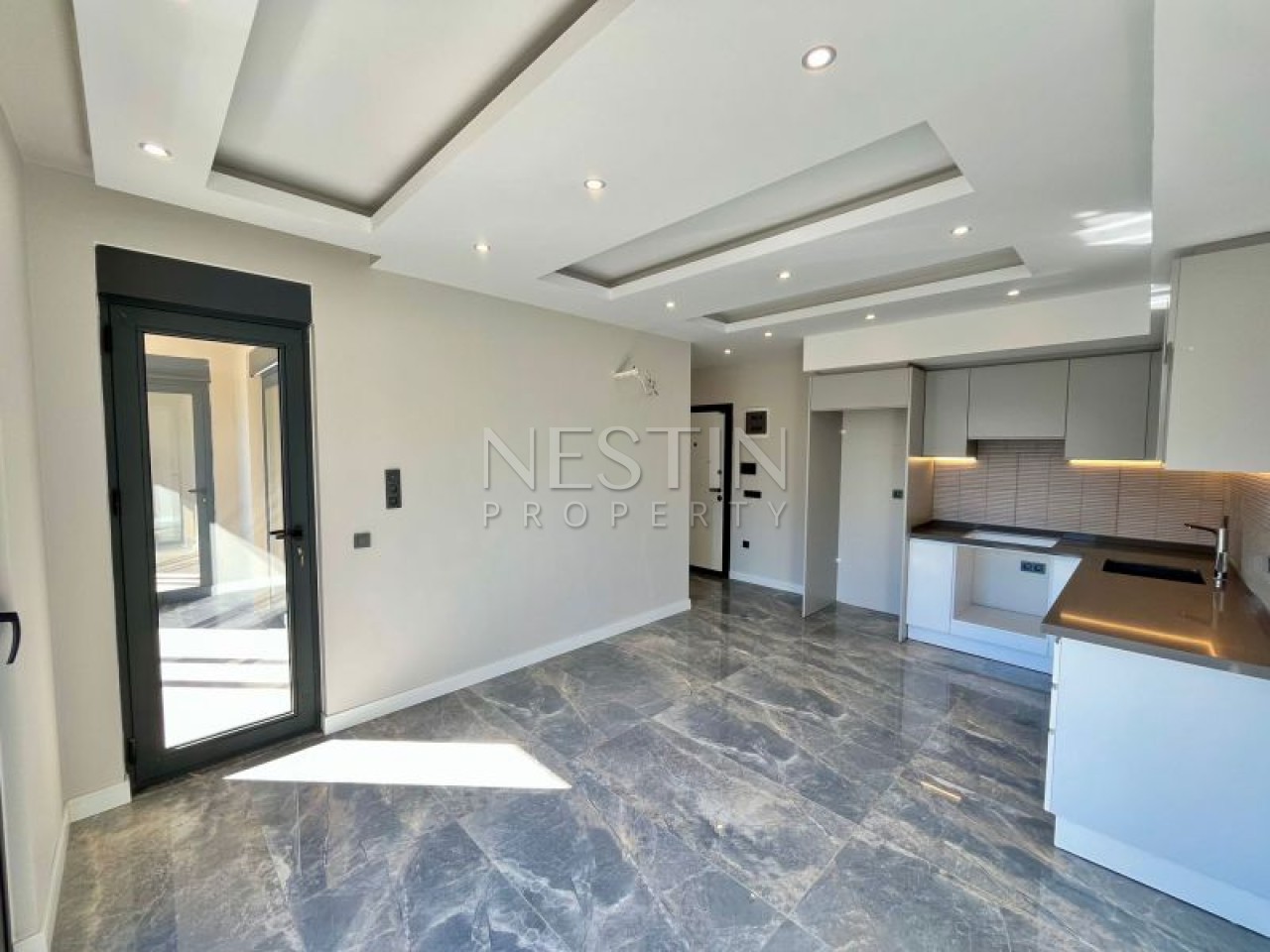 Стильный проект нового жилого комплекса в центре города Аланья фото 13