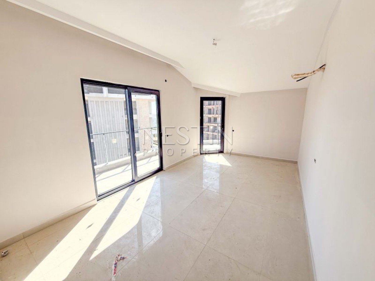 Hовый жилой комплекс на стадии строительства в центре Алании в районе Чиплаклы в 2800 метрах от Cредиземного моря. фото 14