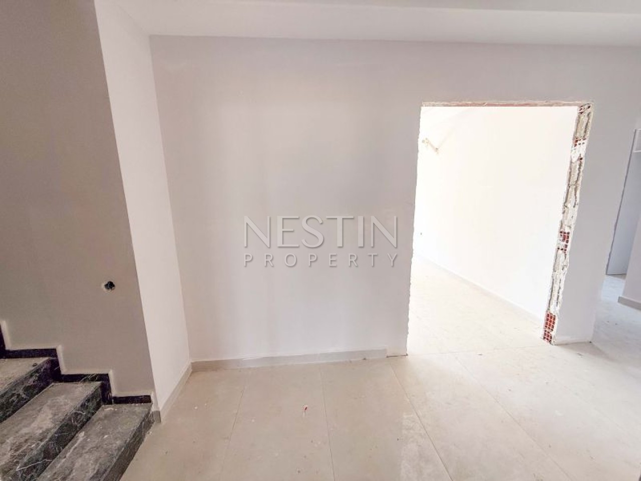 Hовый жилой комплекс на стадии строительства в центре Алании в районе Чиплаклы в 2800 метрах от Cредиземного моря. фото 17