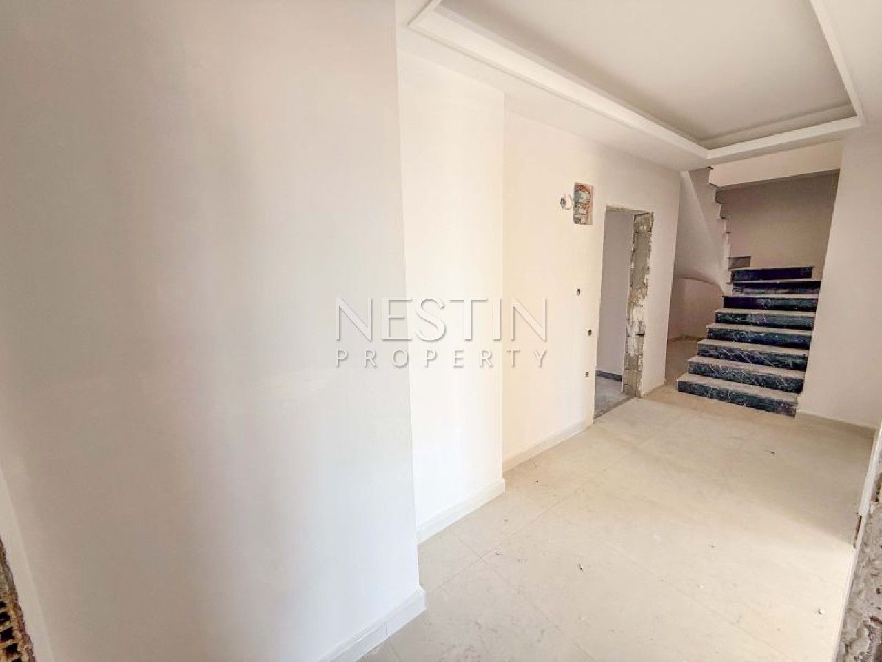 Hовый жилой комплекс на стадии строительства в центре Алании в районе Чиплаклы в 2800 метрах от Cредиземного моря. фото 19