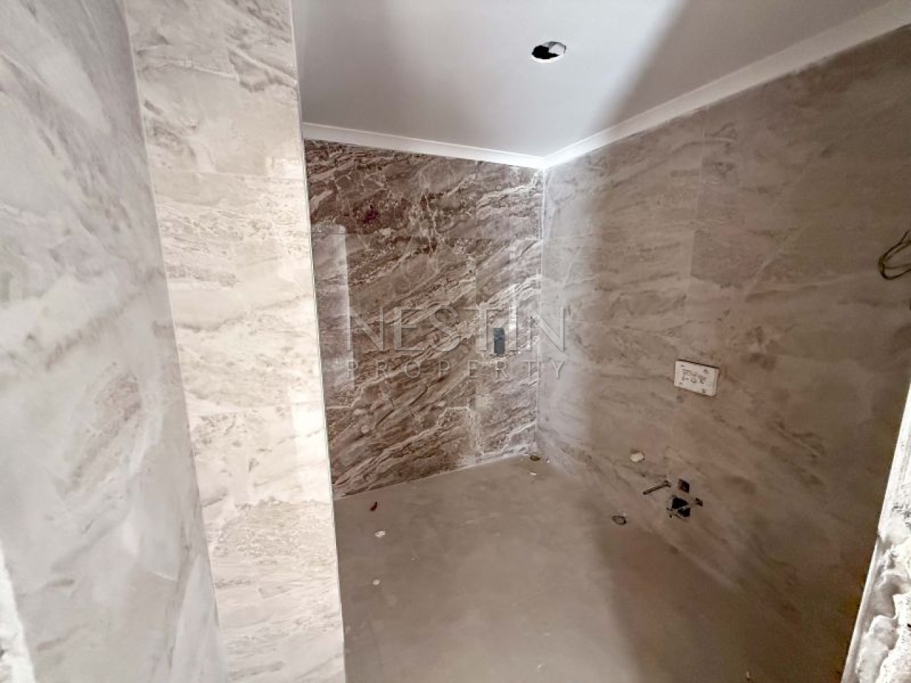 Hовый жилой комплекс на стадии строительства в центре Алании в районе Чиплаклы в 2800 метрах от Cредиземного моря. фото 24