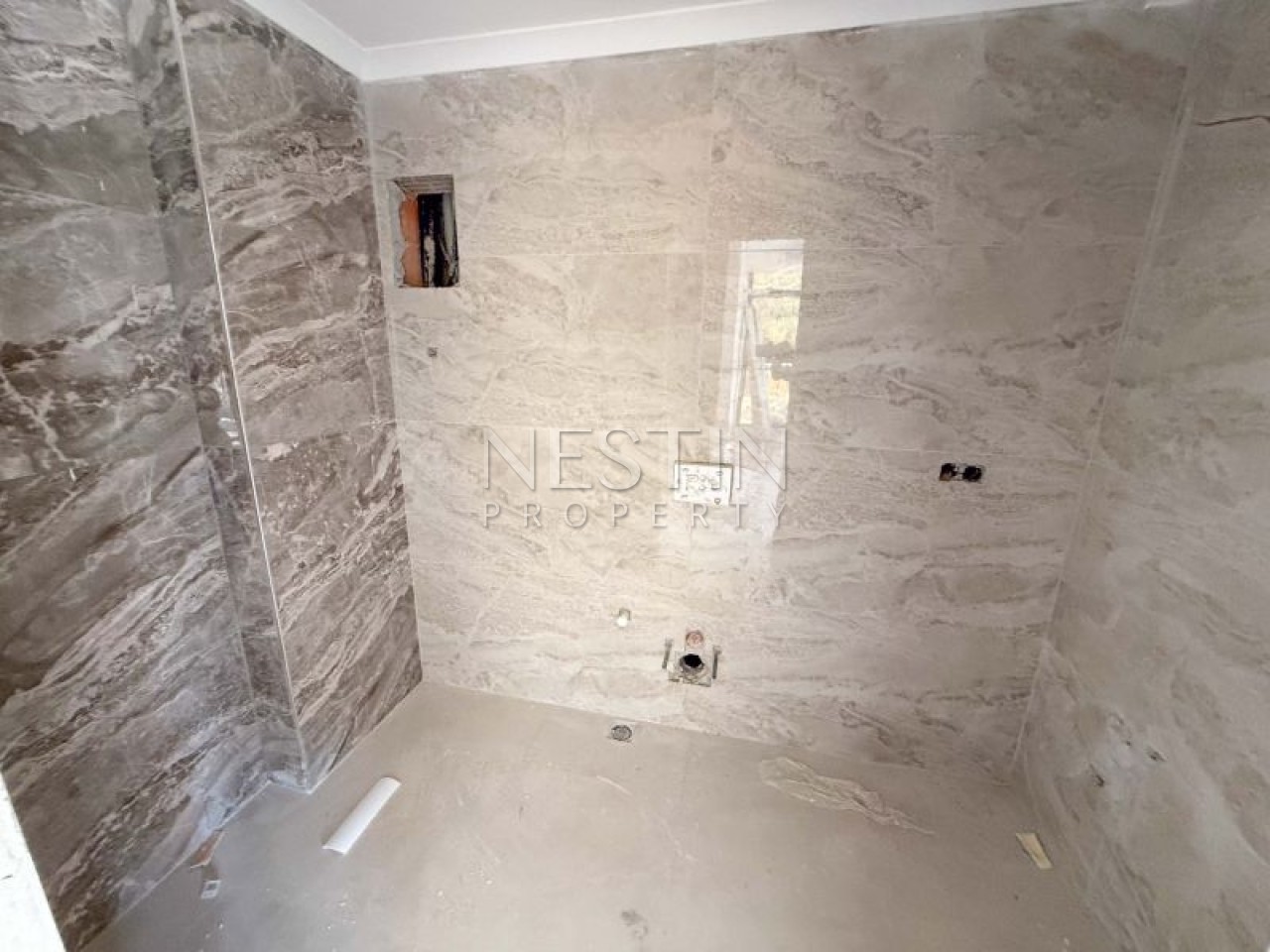 Hовый жилой комплекс на стадии строительства в центре Алании в районе Чиплаклы в 2800 метрах от Cредиземного моря. фото 25