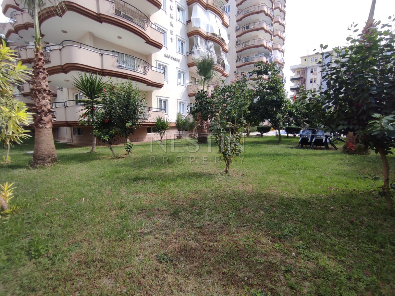 Просторная квартира 2+1 в очень зеленом комплексе в Махмутларе фото 6