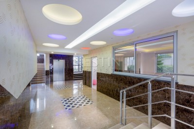 Просторная квартира 1+1 в новом комплексе в 250 м от моря в Махмутларе фото 5