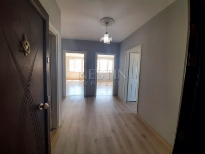 Квартира 2+1 в центре Махмутлара в 200 м от моря на срочной продаже фото 3