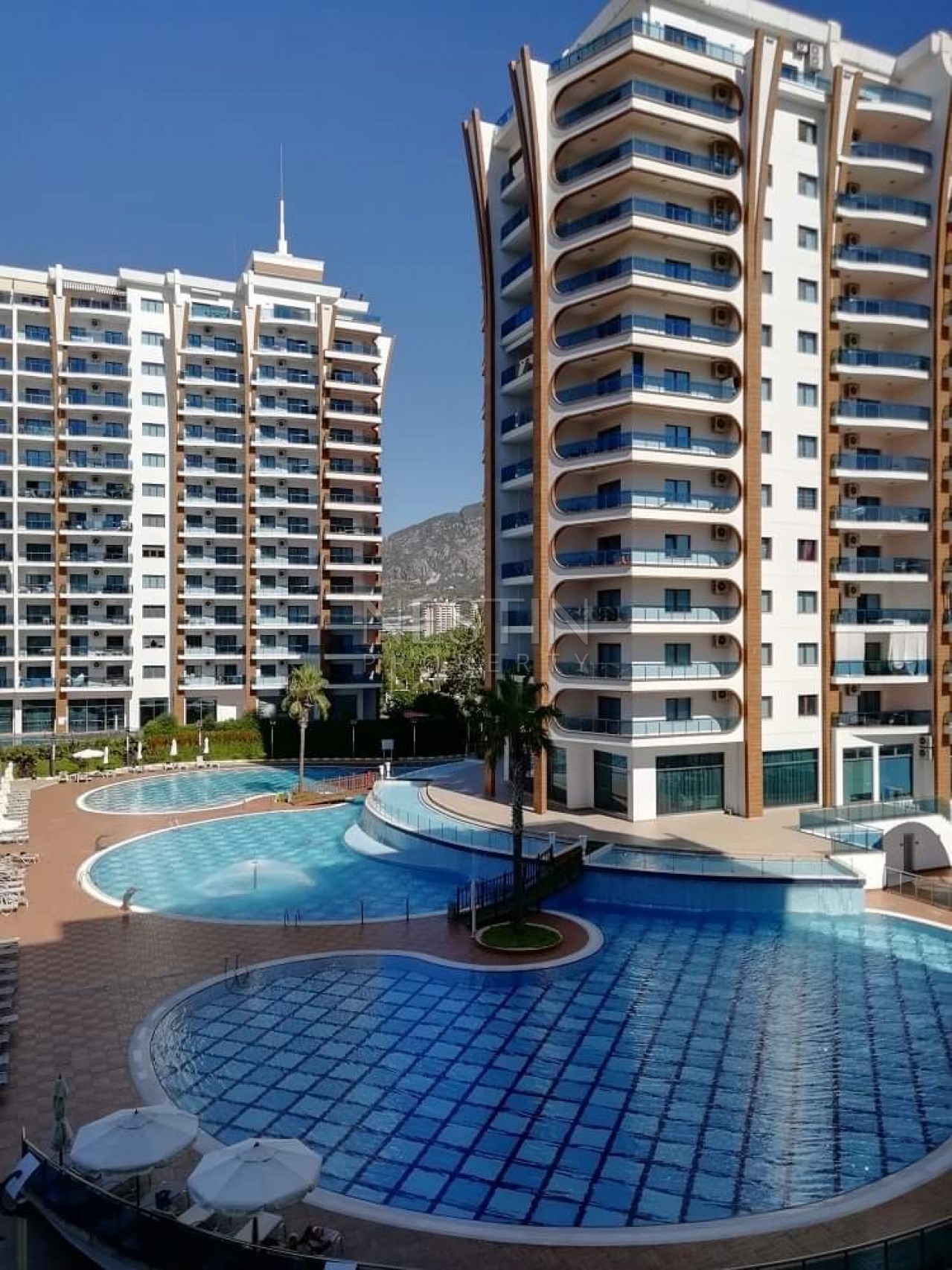 Квартира 1+1 в роскошном комплексе класса Люкс в Махмутларе фото 2