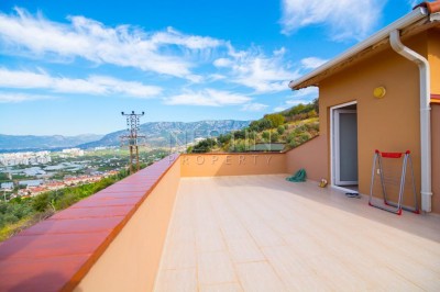 Вилла 4+1 с великолепным панорамным видом на море в районе Каргыджак фото 22