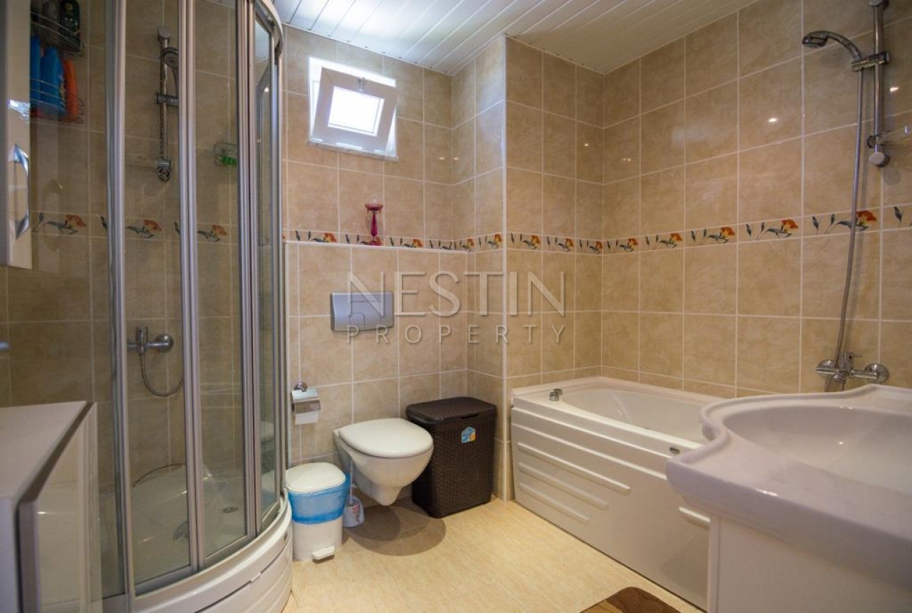 Вилла 4+1 с великолепным панорамным видом на море в районе Каргыджак фото 27