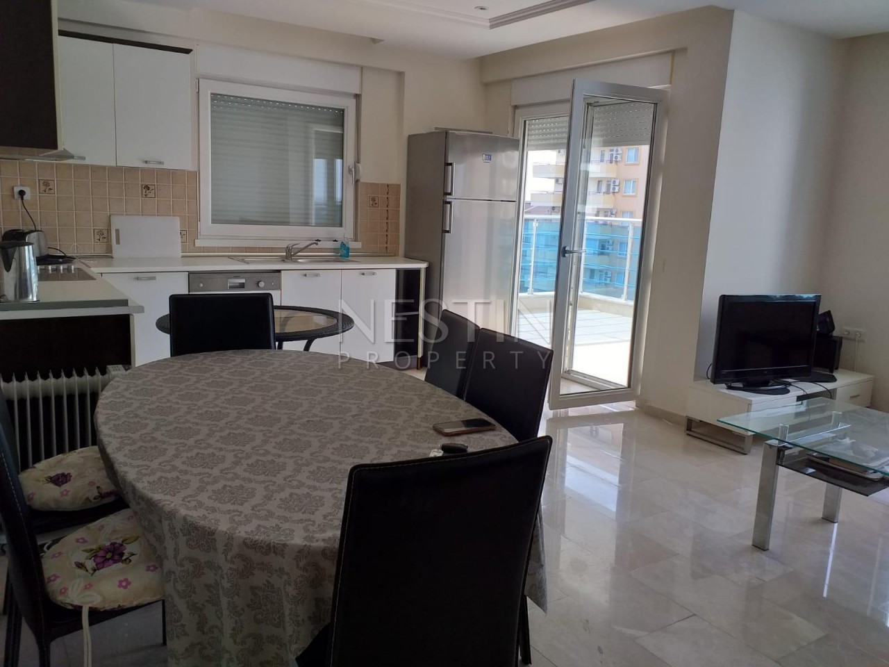 Просторная квартира 2+1 с мебелью в новом комплексе в Махмутларе фото 9