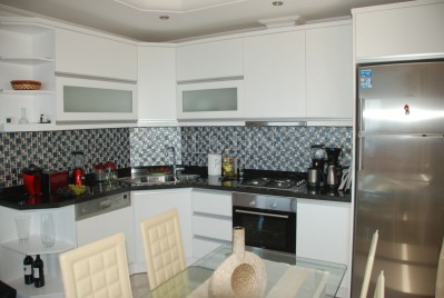 Меблированная квартира 2+1 с панорамным видом на море в районе Махмутлар фото 12