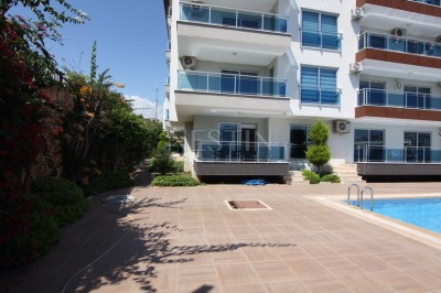 Меблированный дуплекс 2+1 с видом на Средиземное море в районе Кестель фото 4