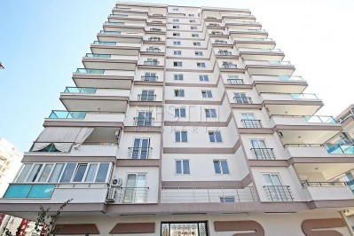 Пентхаус 3+1 с мебелью с видом на море в резиденции в центре Махмутлара фото 2