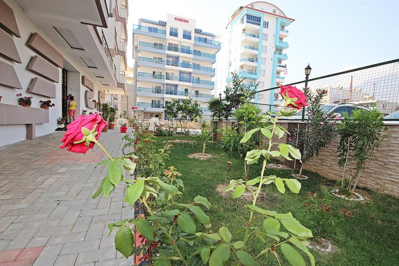 Пентхаус 3+1 с мебелью с видом на море в резиденции в центре Махмутлара фото 5